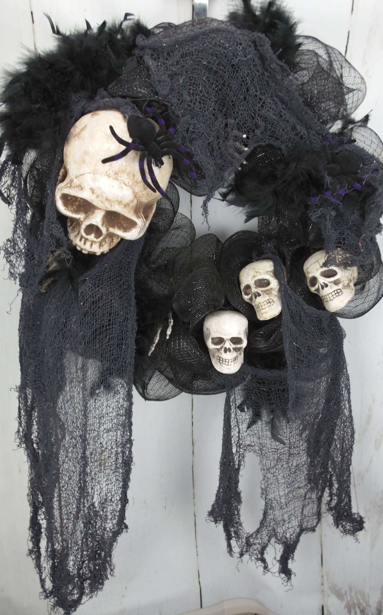 Scary Halloween Skull Wreath