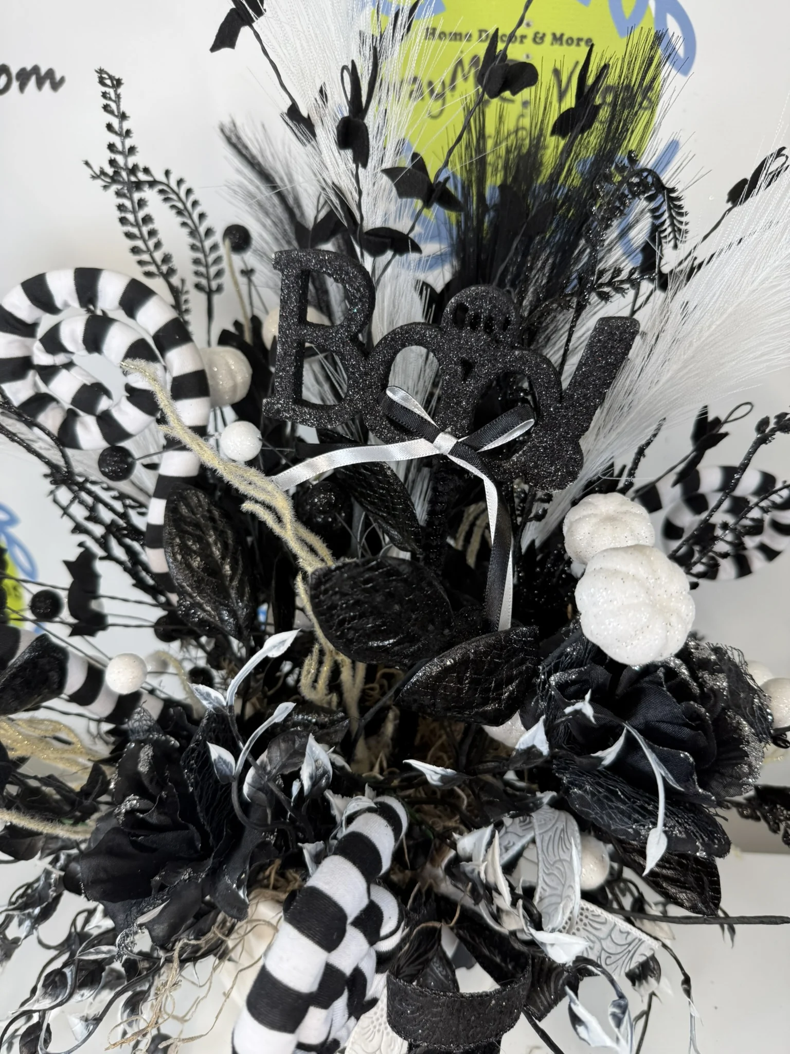 Black White Halloween Pumpkin Centerpiece (9)