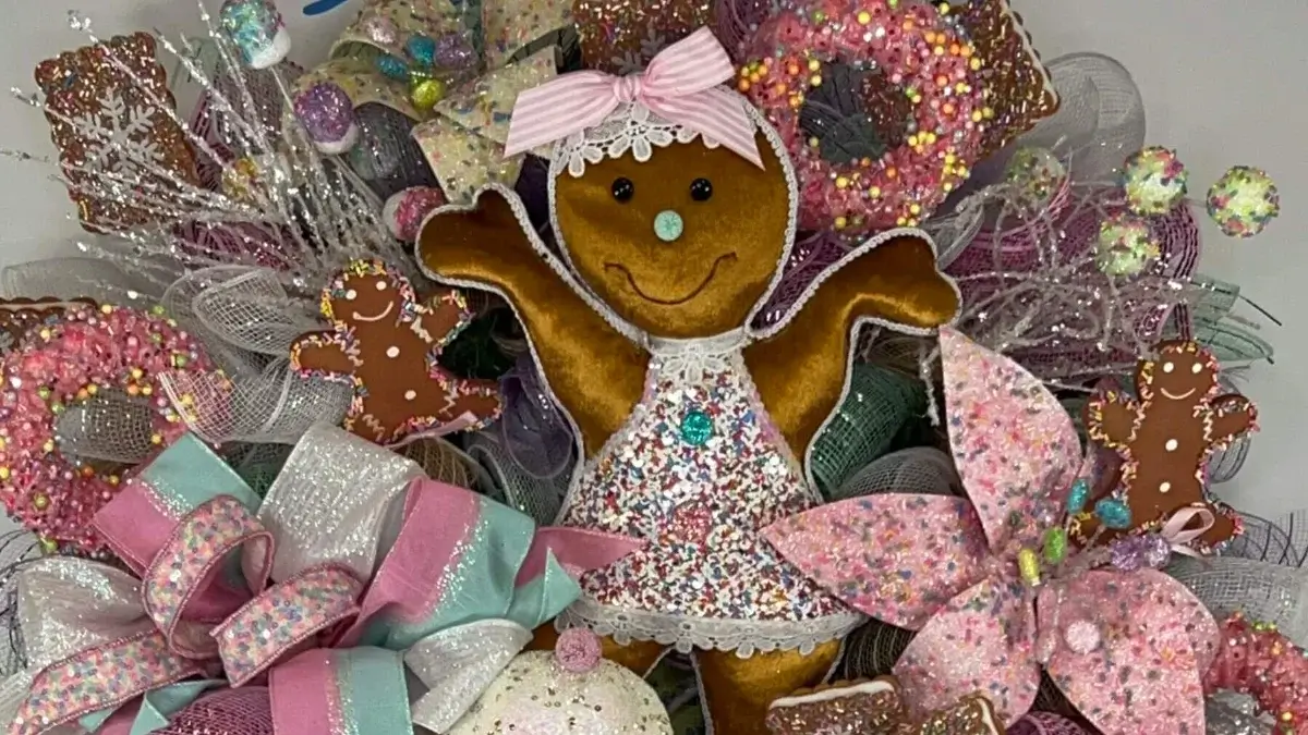 gingerbread christmas wreath
