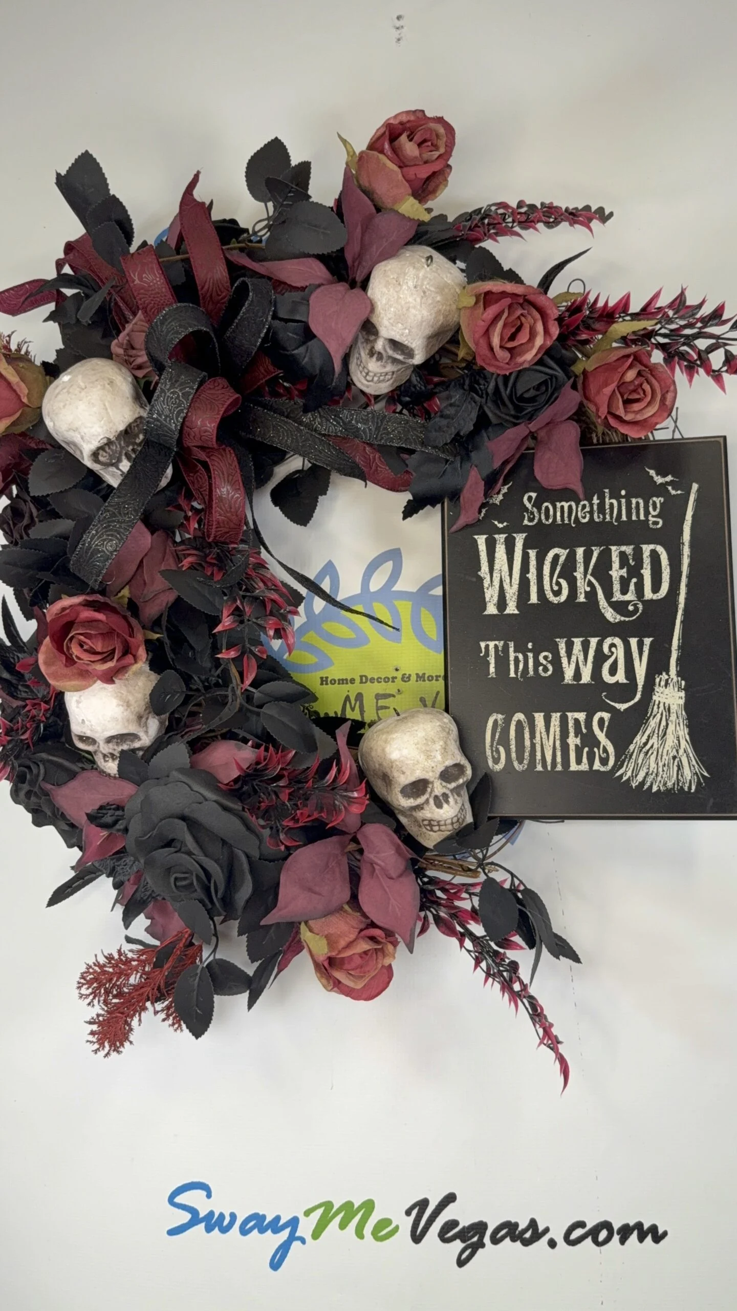 Gothic Skull Halloween Wreath (12)