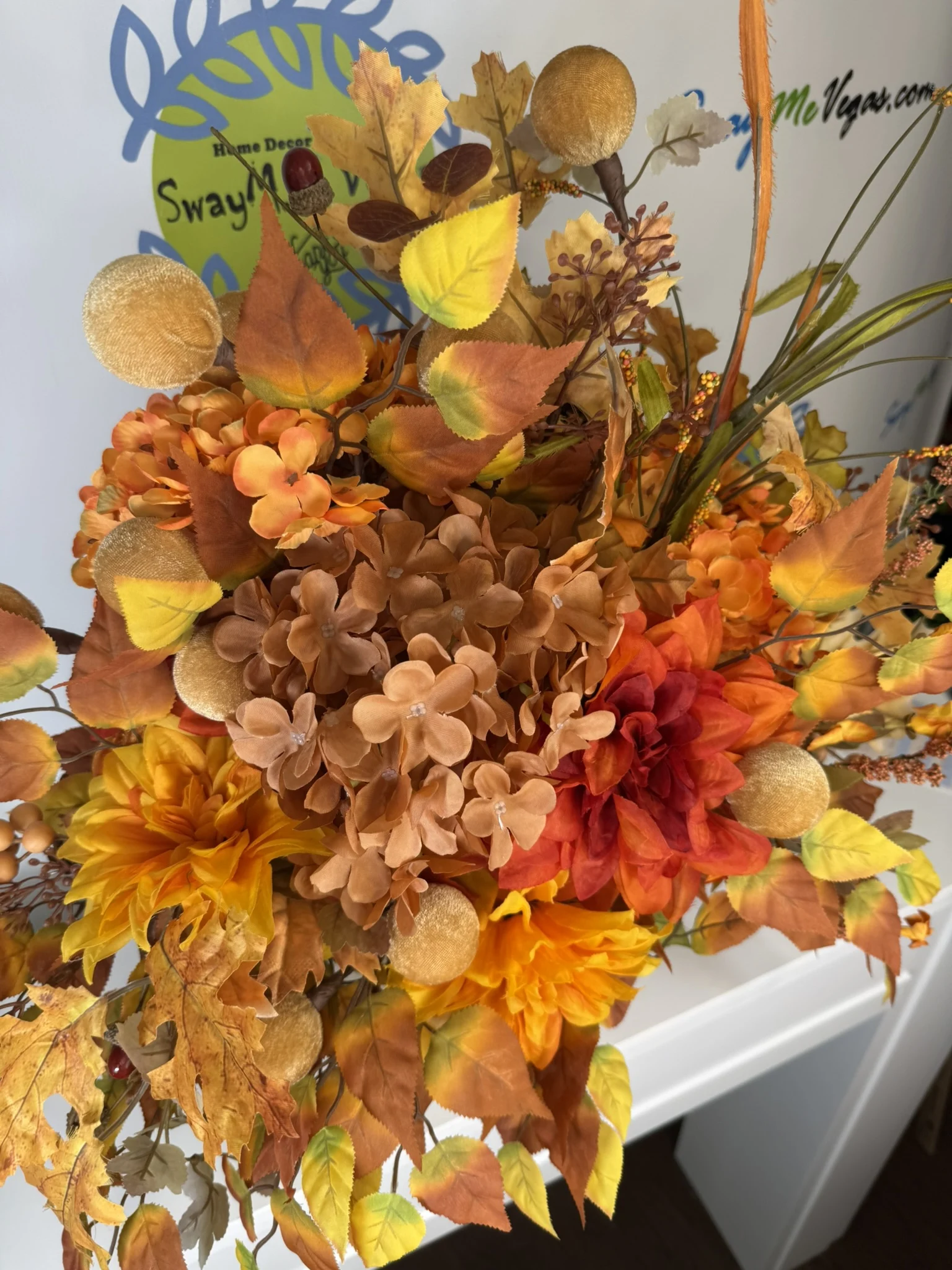 Luxury Fall Pumpkin Centerpiece (10)