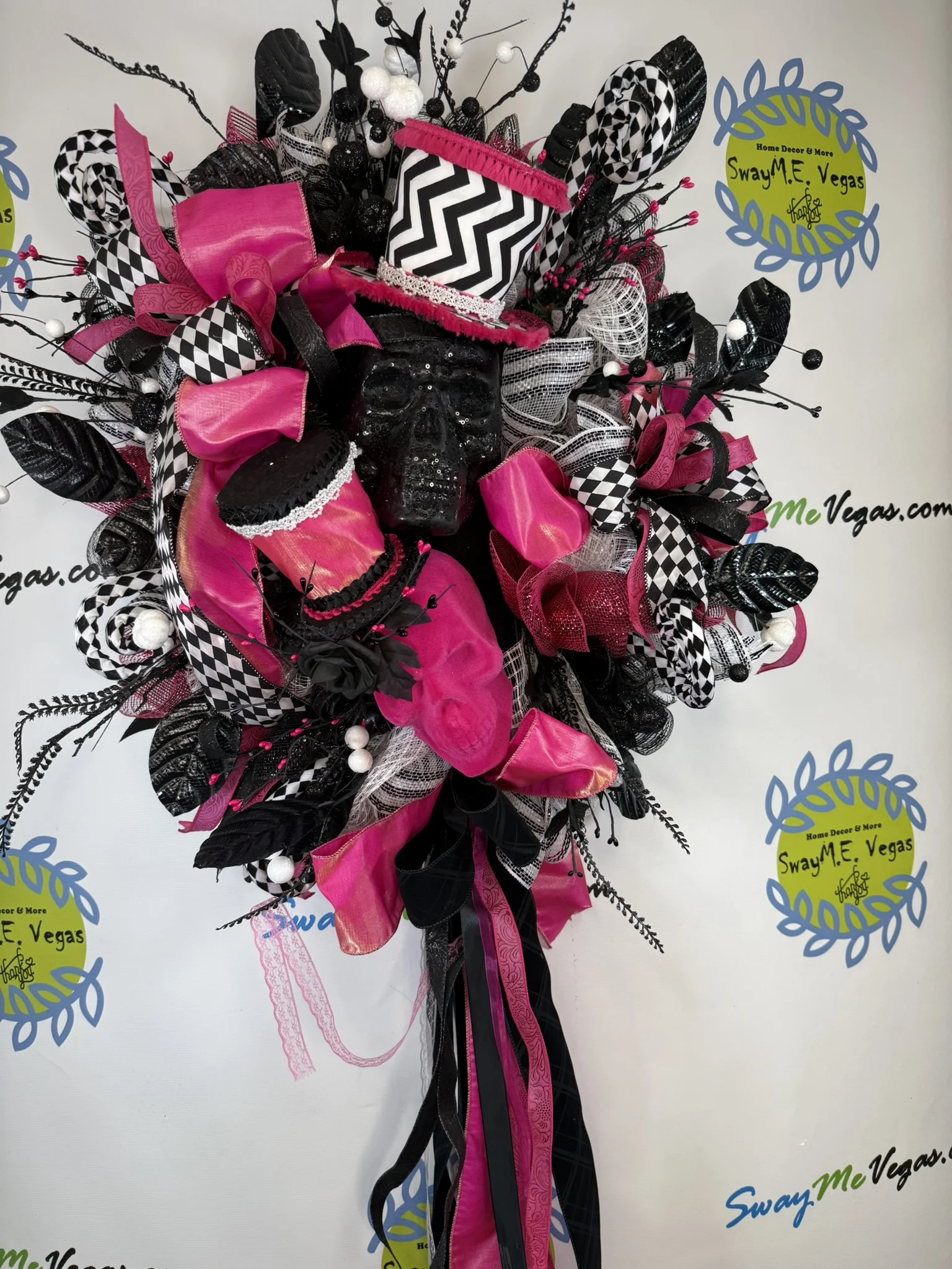 Pink Black Skull Halloween Wreath (6)